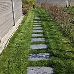 Maison Moderne De Plain-pied Proche De La *