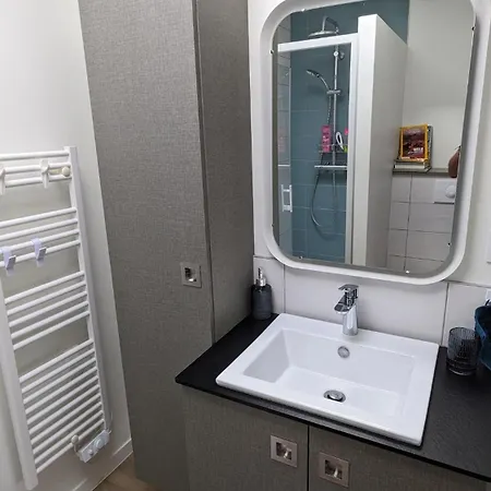 Maison Moderne De Plain-pied Proche De La Agon-Coutainville