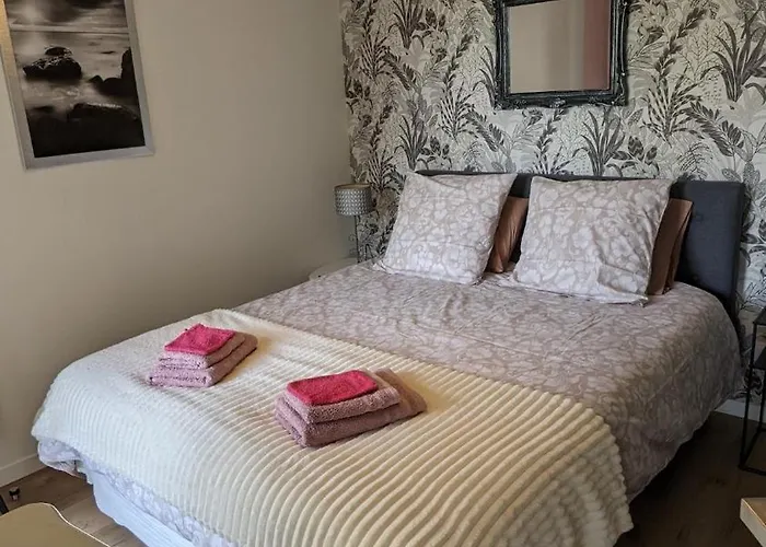 Maison Moderne De Plain-pied Proche De La アゴン・クタンヴィル