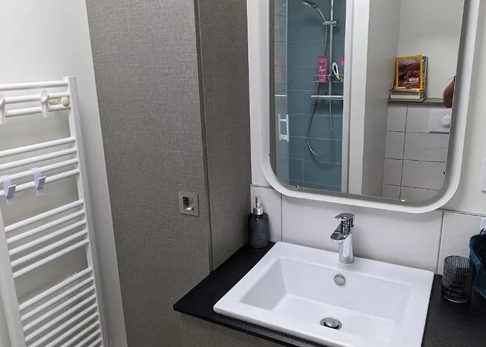 Maison Moderne De Plain-pied Proche De La アゴン・クタンヴィル