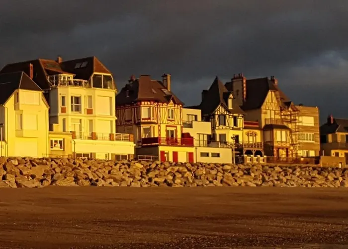 Maison Moderne De Plain-pied Proche De La アゴン・クタンヴィル